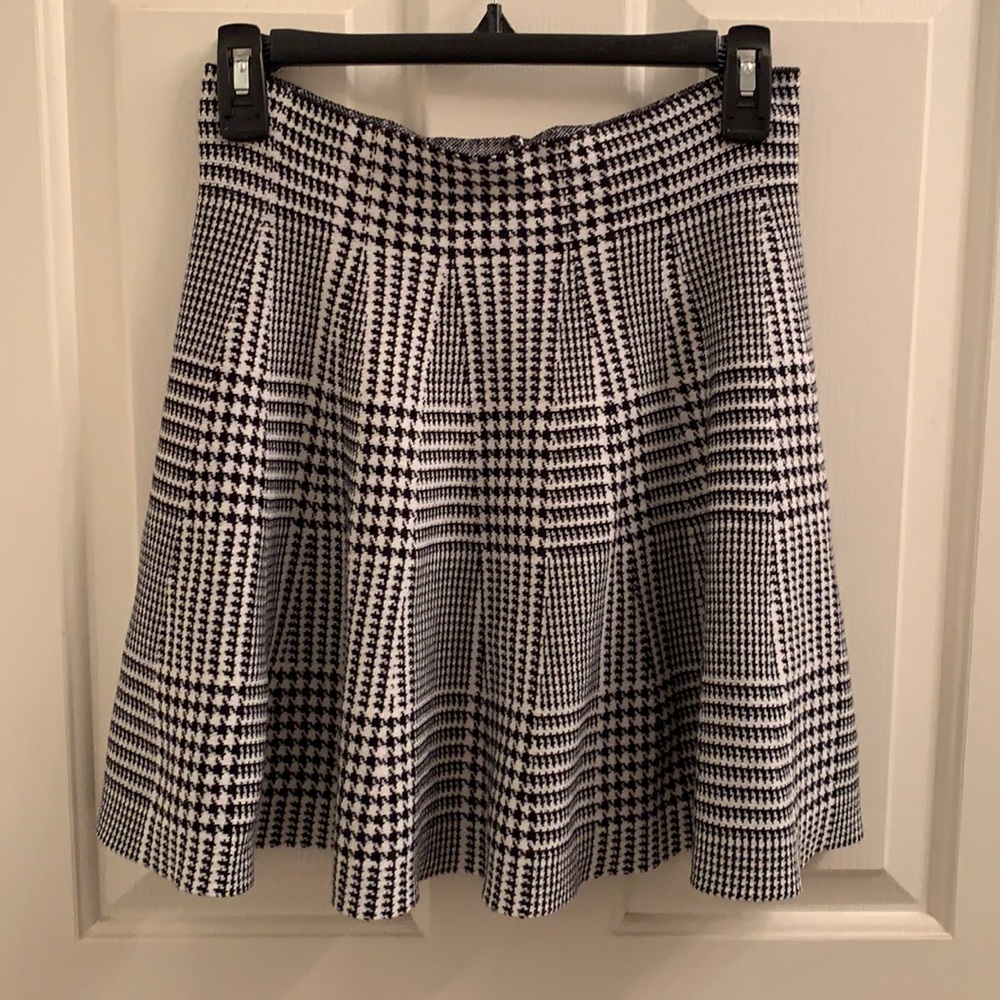 Houndstooth Mini Skirt